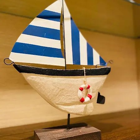 Casa Naranja - Centrally Located, Spacious, Unique *