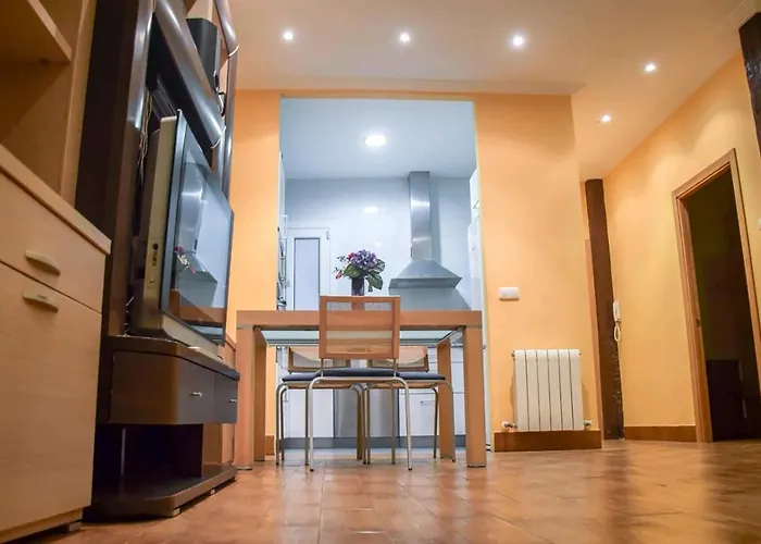 Casa Naranja - Centrally Located, Spacious, Unique