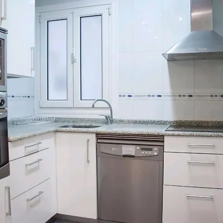 Casa Naranja - Centrally Located, Spacious, Unique San Sebastián