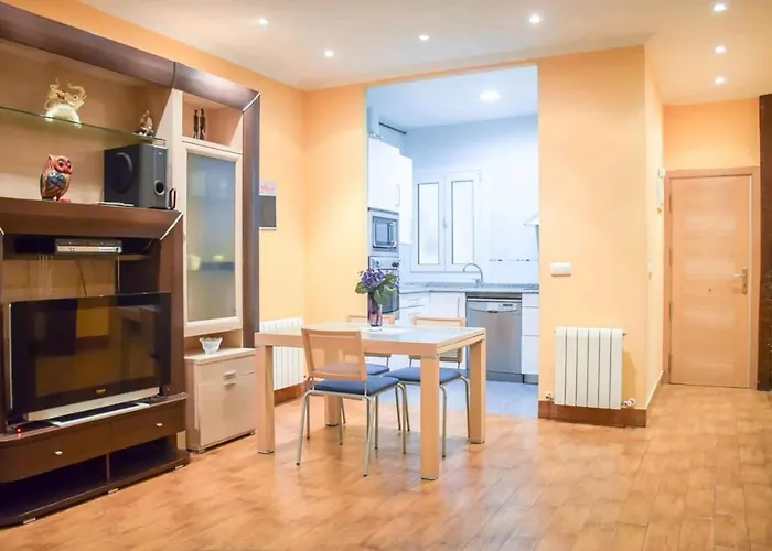 Apartament Casa Naranja - Centrally Located, Spacious, Unique