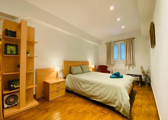 Casa Naranja - Centrally Located, Spacious, Unique *