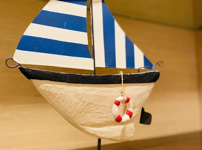 Casa Naranja - Centrally Located, Spacious, Unique *